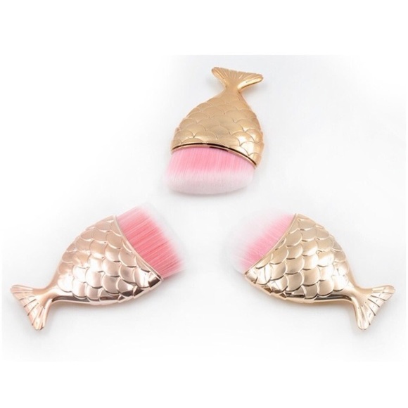 🧜‍♀️ Mermaid Tail Makeup Blush Brush Gold & Pink - Picture 2 of 3